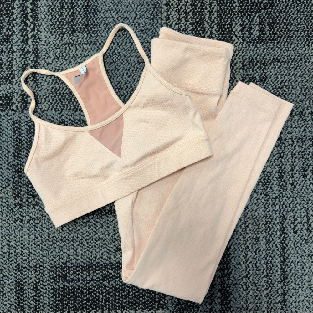 Koral blush Pink Textured activewear set